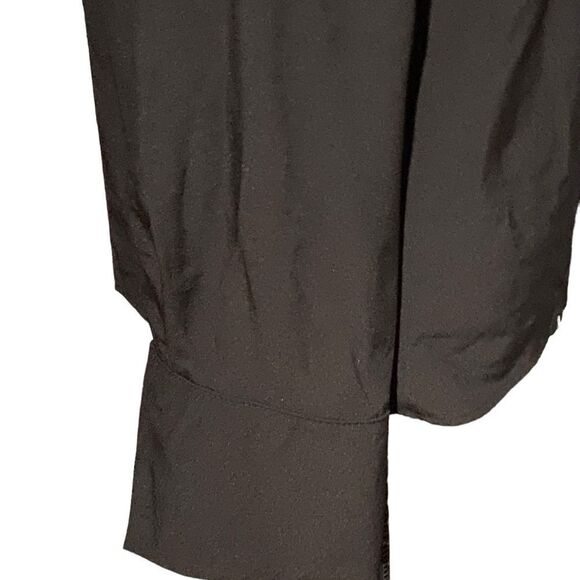 Kim Roger’s size 2XL long sleeved blouse with gold button accents like new - Picture 3 of 4